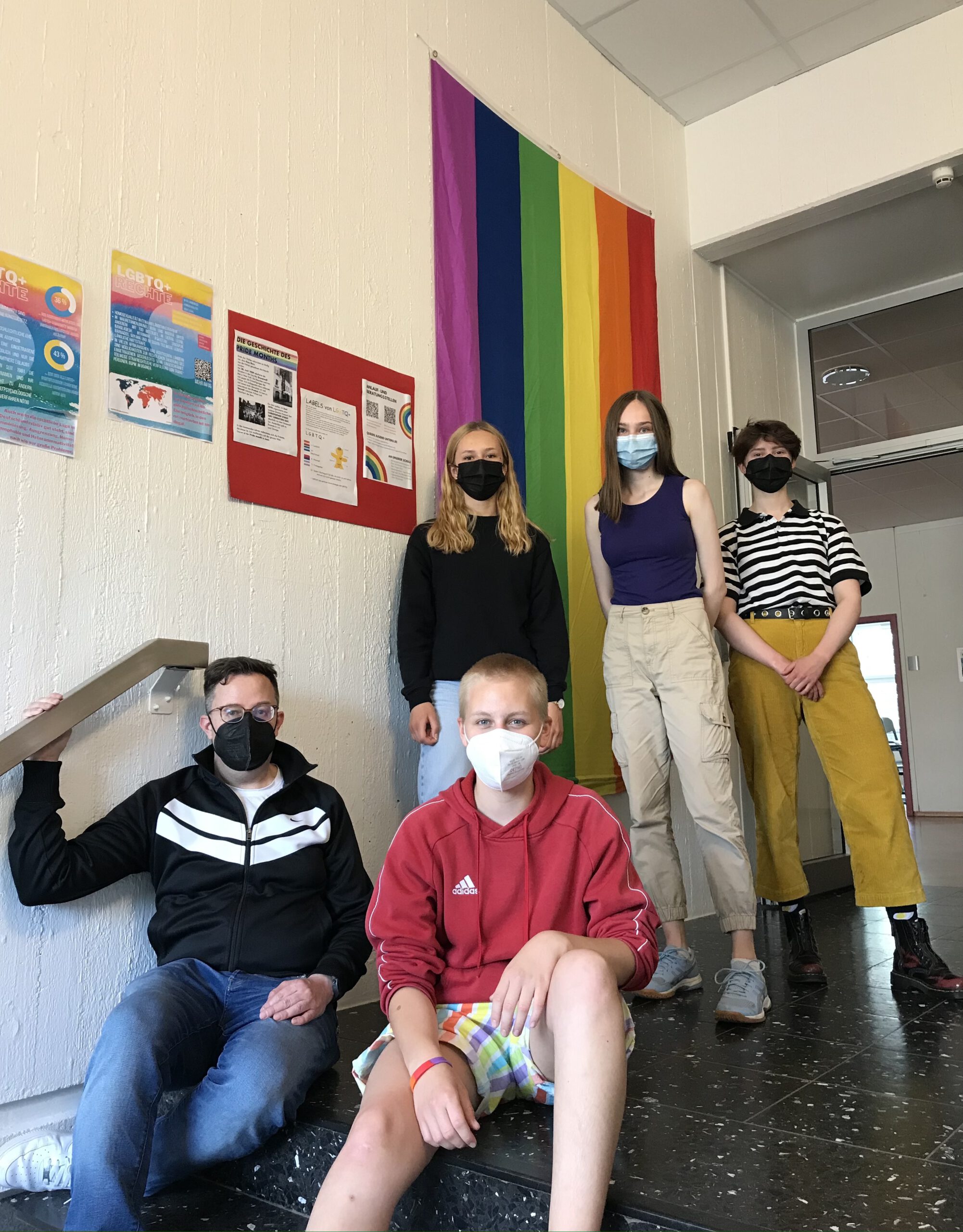 Gymnasium Buxtehude Süd zeigt Flagge